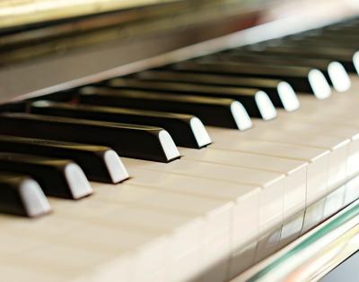 piano-feat