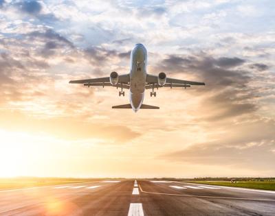 plane-take-off-feat