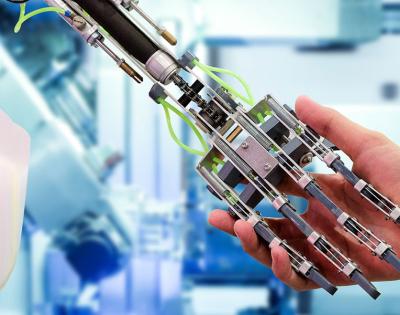 robot-Human_shakehands