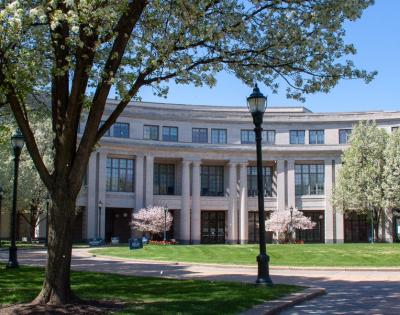 spring-campus-feat