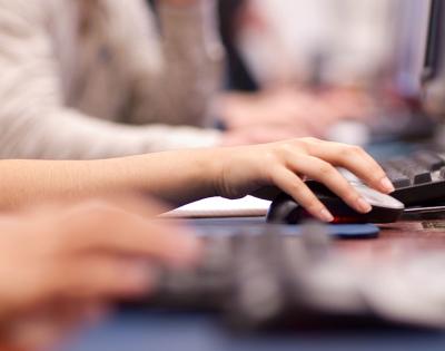 students-on-computer