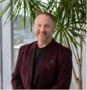 Earl Dalton headshot