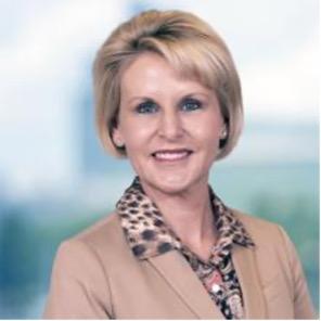 LeeAnna Spiva headshot