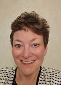 Elizabeth Jaszczak headshot