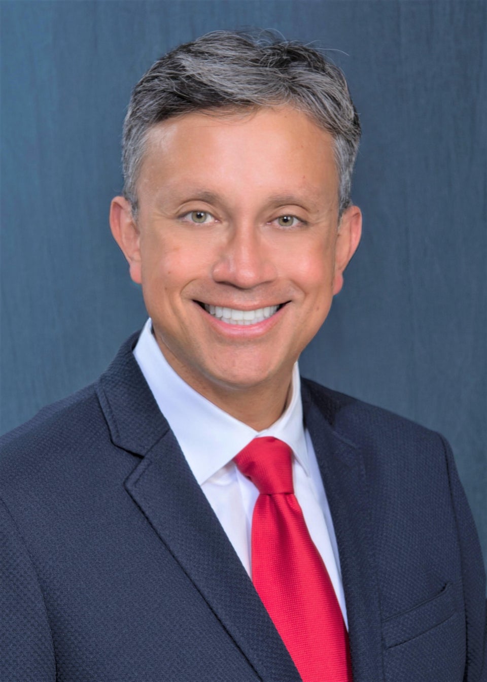 Headshot of Andres Pinto, DMD