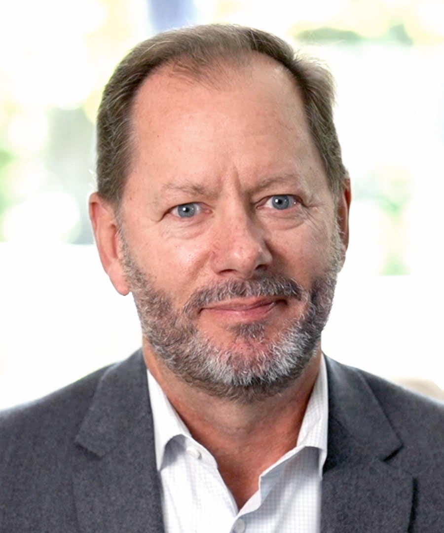 Headshot of Sean Higgins