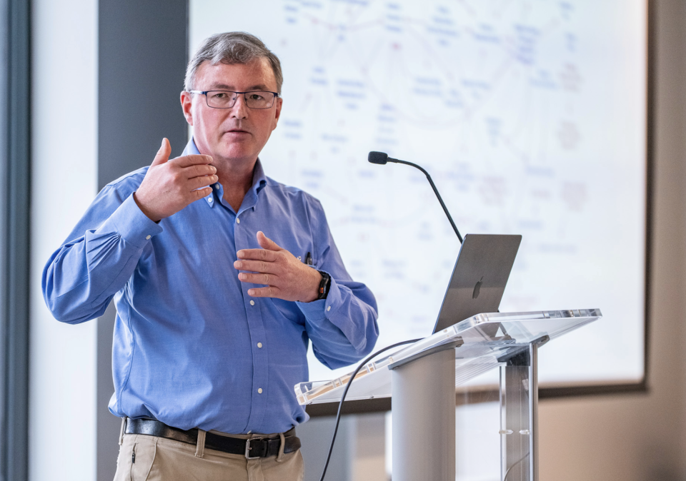 Peter Hovmand giving a presentation