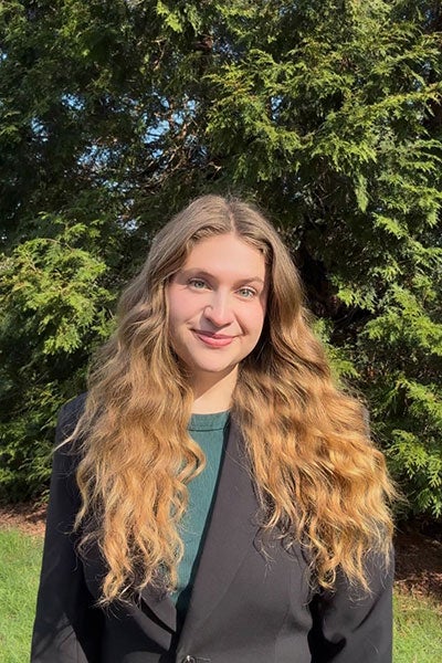 Photo of Fallon Goodlin