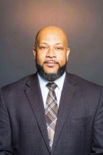 Headshot of Cecil Lipscomb