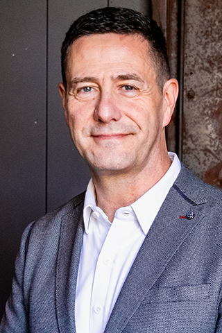 David Sylvan headshot