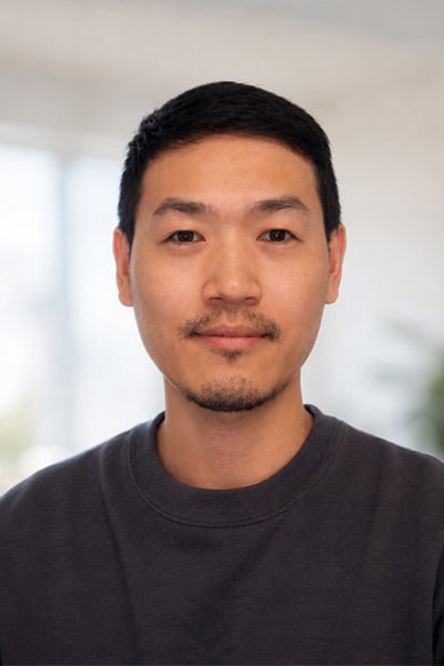 Photo of Yongfeng Tao