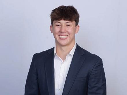 Headshot of CWRU student Mark Takasaki