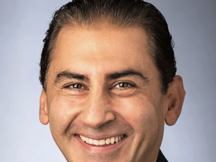 Dr. Ilser Turkyilmaz