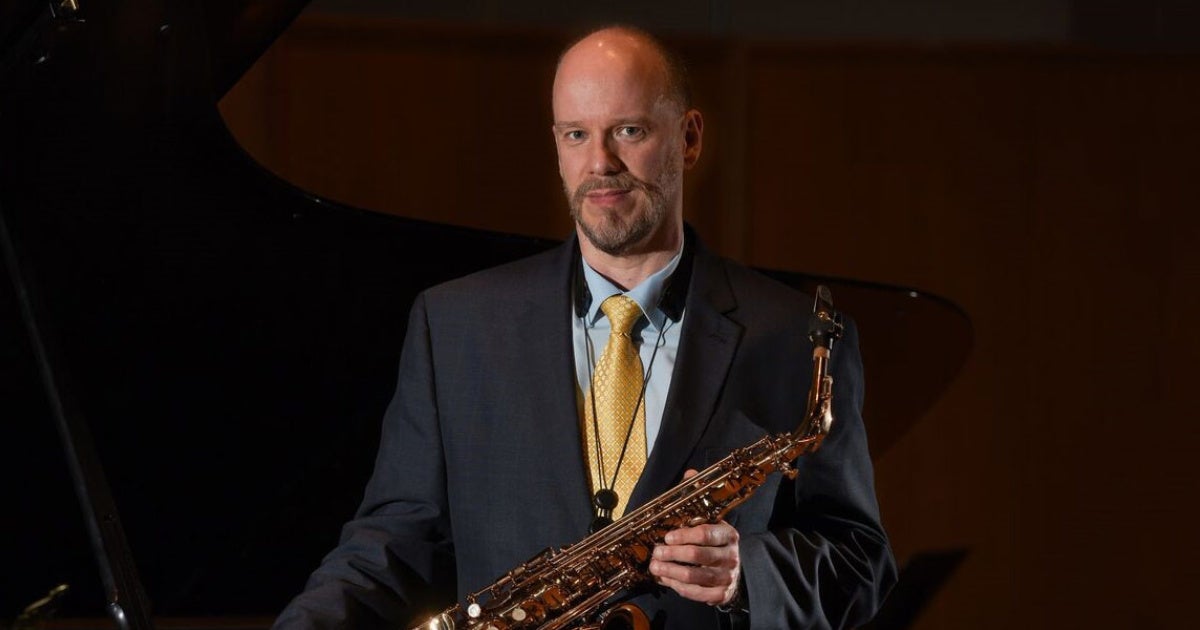 Music’s Gregory Banaszak invited to perform in India