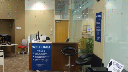welcome desk at freedman center