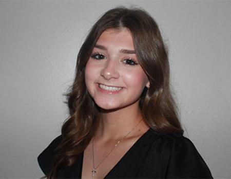 Photo of Nina Thompson