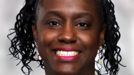 Sandra English headshot