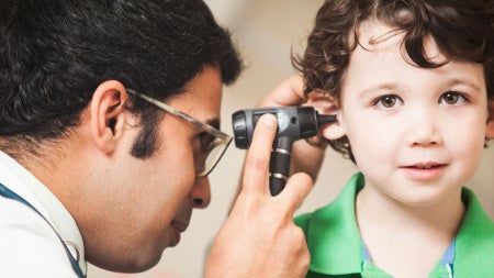 child-hearing-test-feat