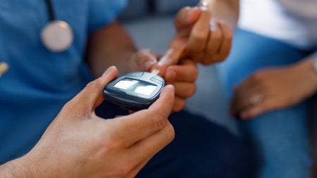 glucose-meter-diabetes-feat