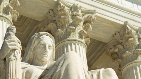 supremecourtstatue