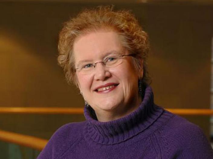 Headshot of Diana Lynn Morris smiling.