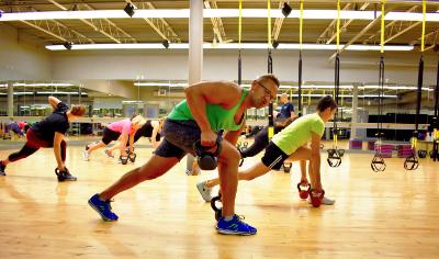 Kettlebell class at 121 Fitness at Case Western Reserve University
