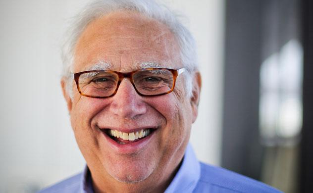 Photo of Case Western Reserve University interim president Scott Cowen smiling