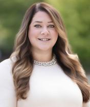 Lindsay Jacobs Headshot