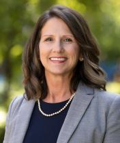 Rebecca Brown Headshot