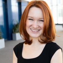 Andrea Hauser Headshot