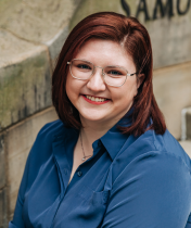 Headshot of Hannah Mandell