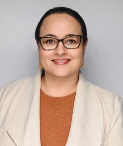 Ina Martin headshot