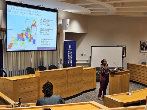 Shanina Knighton presents about Hygiene Poverty