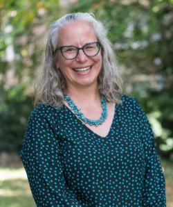 Debbie Wilber headshot