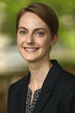 Natalie Holmes headshot