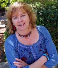 Dierdre Oakley headshot