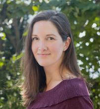 Lisa Creighton headshot