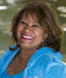 Patricia Ross Martin headshot