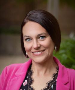 Heather Distin headshot