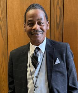 Russell Bell headshot