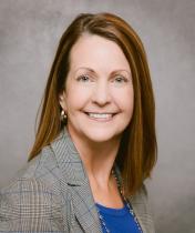 Lisa Strausbaugh headshot