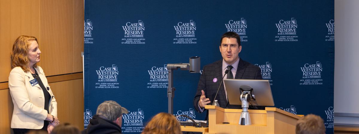 Richard Sigg speaking to an audience