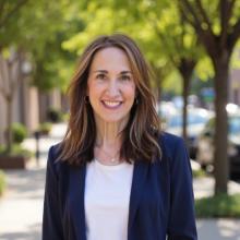 Headshot of Kimberly Resnick Anderson