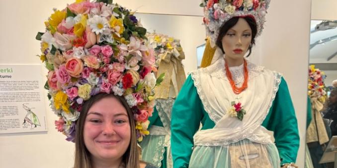 Shyanne Urban with a flower hat on on Poland
