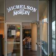 From upscale handhelds to decadent pasta dishes and a fresh salad bar, @bonappetitcwru’s Michelson & Morley University Club is back and better than ever 🍝

Open to the public starting today (Feb. 25), the restaurant is debuting its new seasonal menu and upgraded Garden Table, which will feature a rotating selection of themed salad and soup options.

Stop by to refuel, relax and indulge at Michelson & Morley University Club 😋