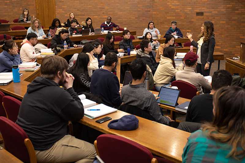 Photo of a professor teaching in a Case Western Reserve University School of Law classroom full of students