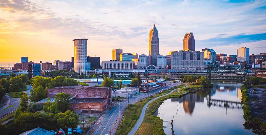 Photo of Cleveland, Ohio, skyline with Cuyahoga River in view