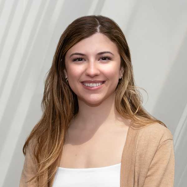 Katherine I. (CWR '23), recipient of the Milton A. and Roslyn Z. Wolf Scholarship, a four-year award covering tuition, room and board, fees, books and summer experiences