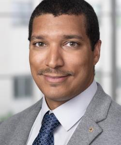 Gregory Harris associate director of student advancement