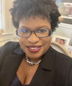 Headshot of Karmen Garrett